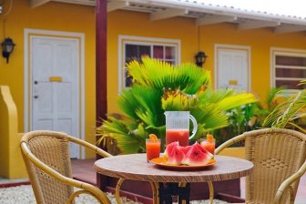 Dive Hut Bonaire - Watermeloen en sap