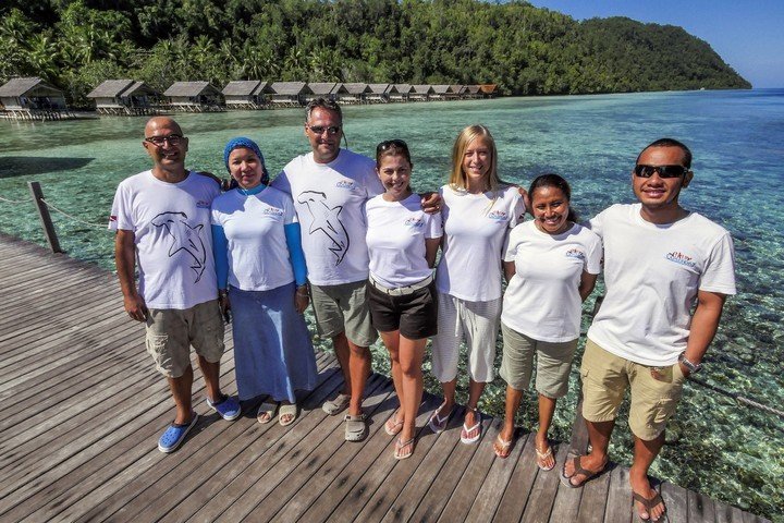 Papua Explorers - Team