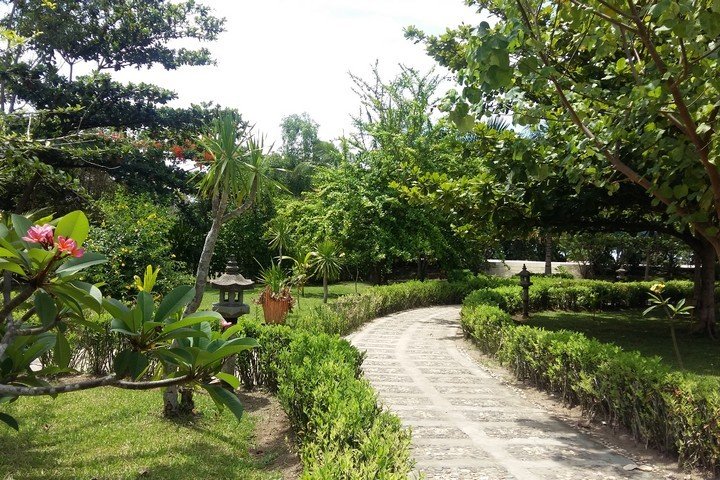 Puri Sari Hotel tuin