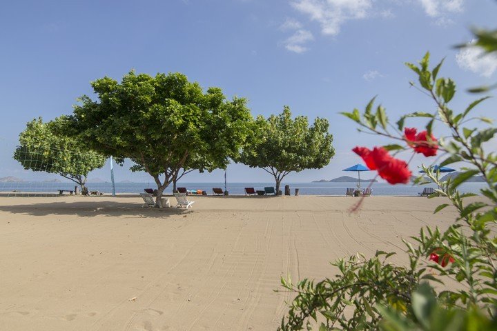 Puri Sari Hotel strand