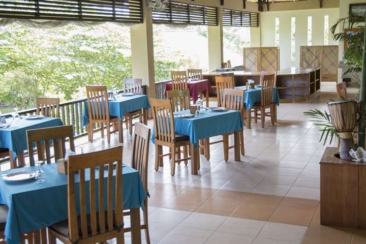 Puri Sari Hotel restaurant