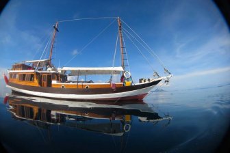 Kira Kira Liveaboard - Dive and Travel