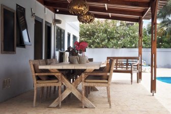 porch 2 Oasis Guesthouse Bonaire - Dive and Travel