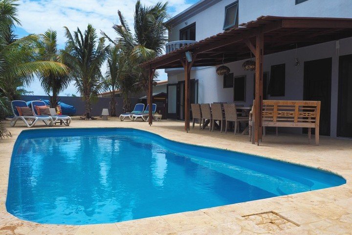 Oasis Guesthouse Bonaire - Dive and Travel