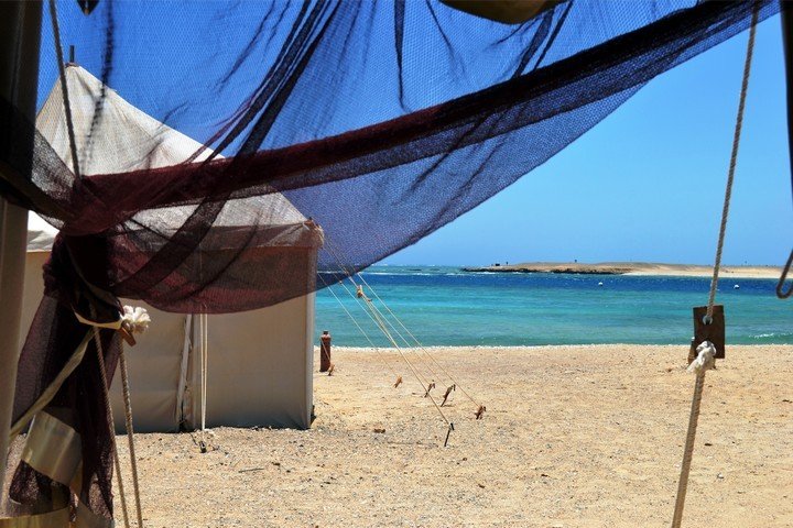 Marsa Nakari - uitzicht vanuit de Royal Tent