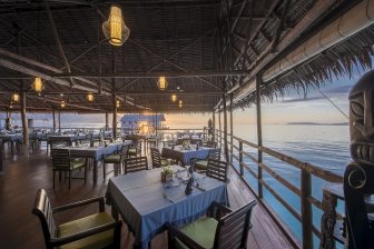 papua paradise restaurant2 Papua Paradise - Dive and Travel