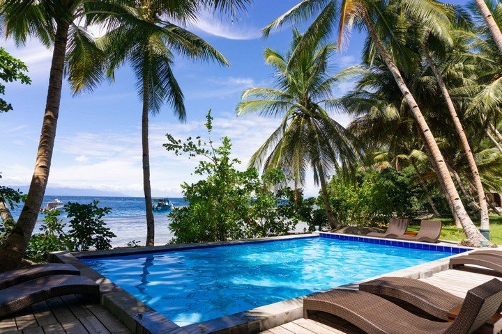 Sali Bay Dive Resort - Dive and Travel