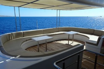 Big Blue Liveaboard lounge dek Rode Zee Egypte Big Blue Liveaboard lounge dek Rode Zee Egypte