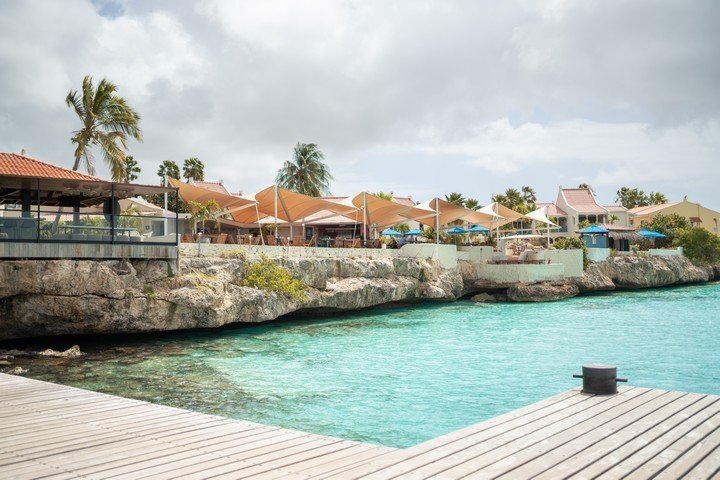 Captain Dons Habitat - pier and rum runners restaurant