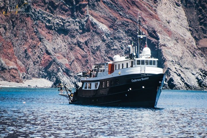 Nautlius Undersea - Dive and Travel