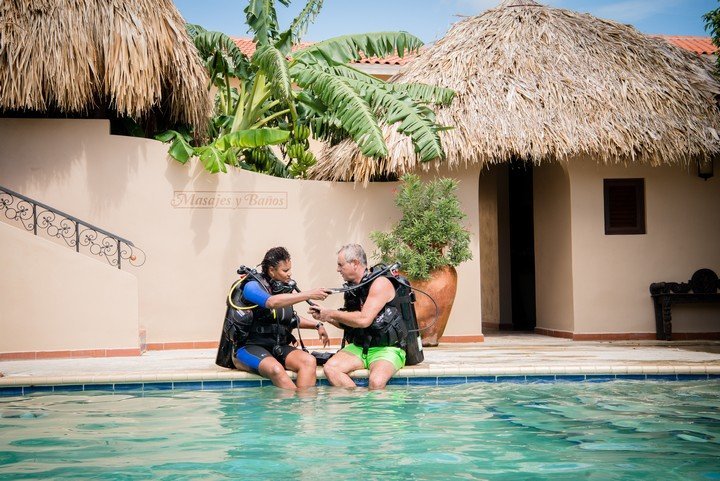 Lagun Blou Curaçao zwembad groot