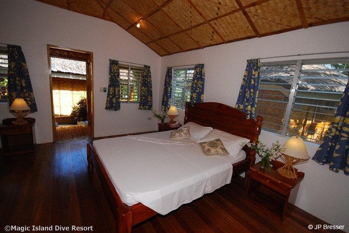 Magic Island Dive Resort Superior Cottage met airco