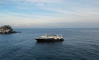 White Manta Liveaboard Indonesië White Manta Liveaboard - Dive and Travel