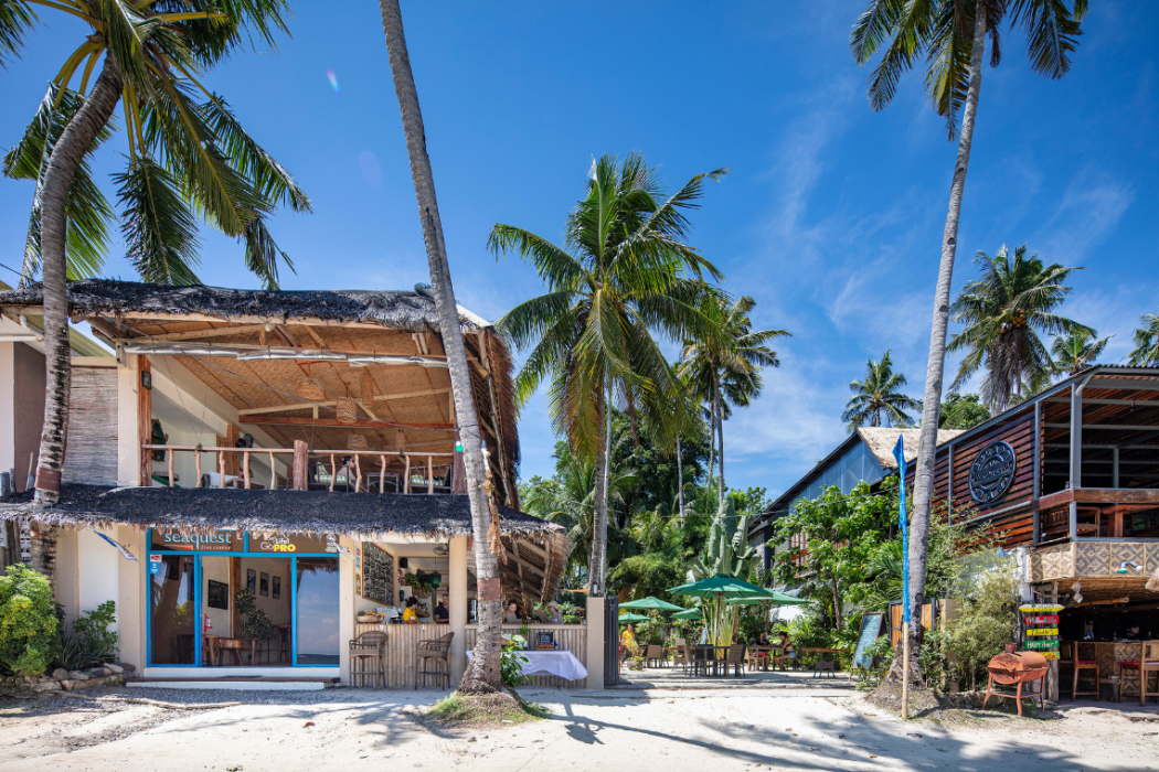 Oasis Beach & Dive Resort