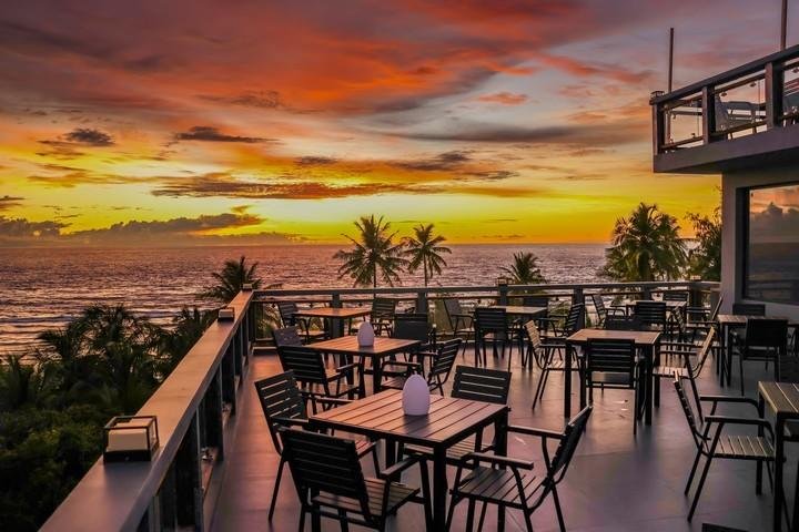 AIG Grand Hotel