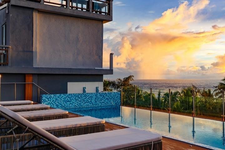AIG Grand Hotel
