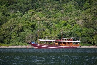 Weta Molas liveaboard - Divine Diving Weta Molas liveaboard Indonesie Komodo Flores