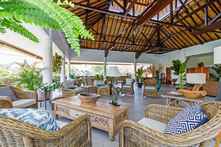 Akaya Bali